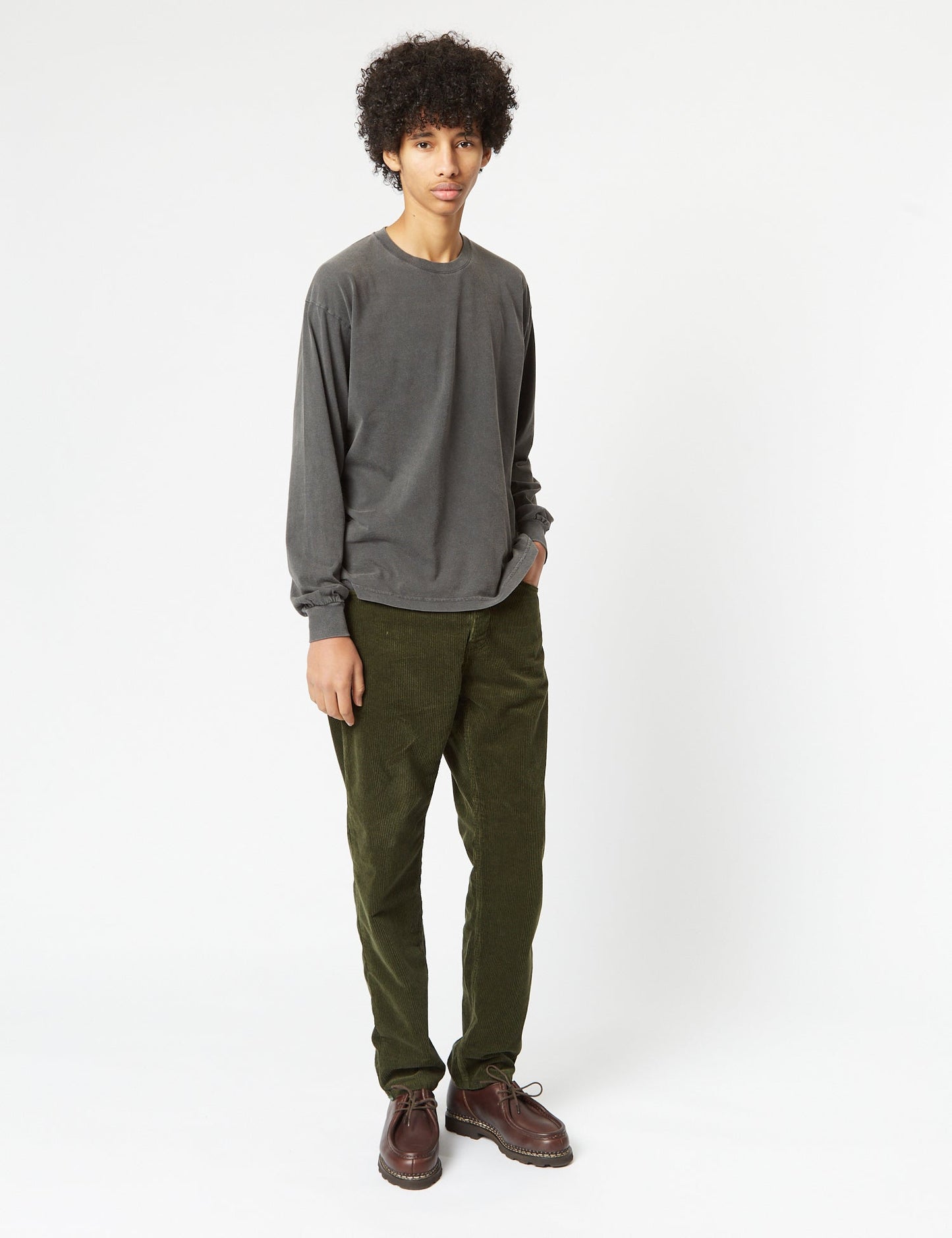 Pantalon Newel en velours côtelé (coupe décontractée) - Vert Végétal