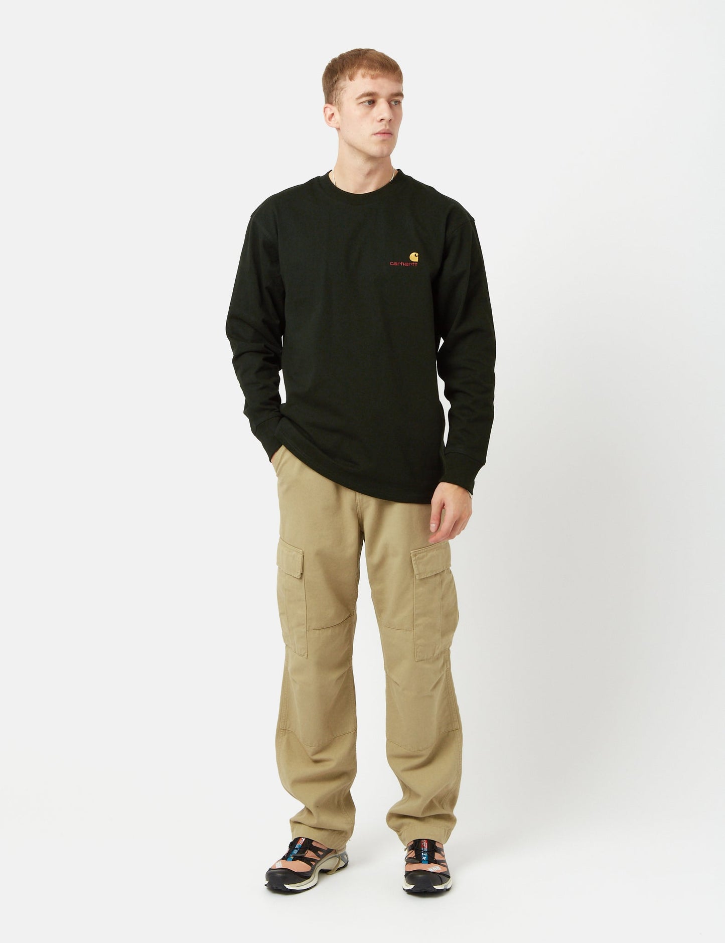 Langärmliges T-Shirt mit American Script – Dark Cedar Green