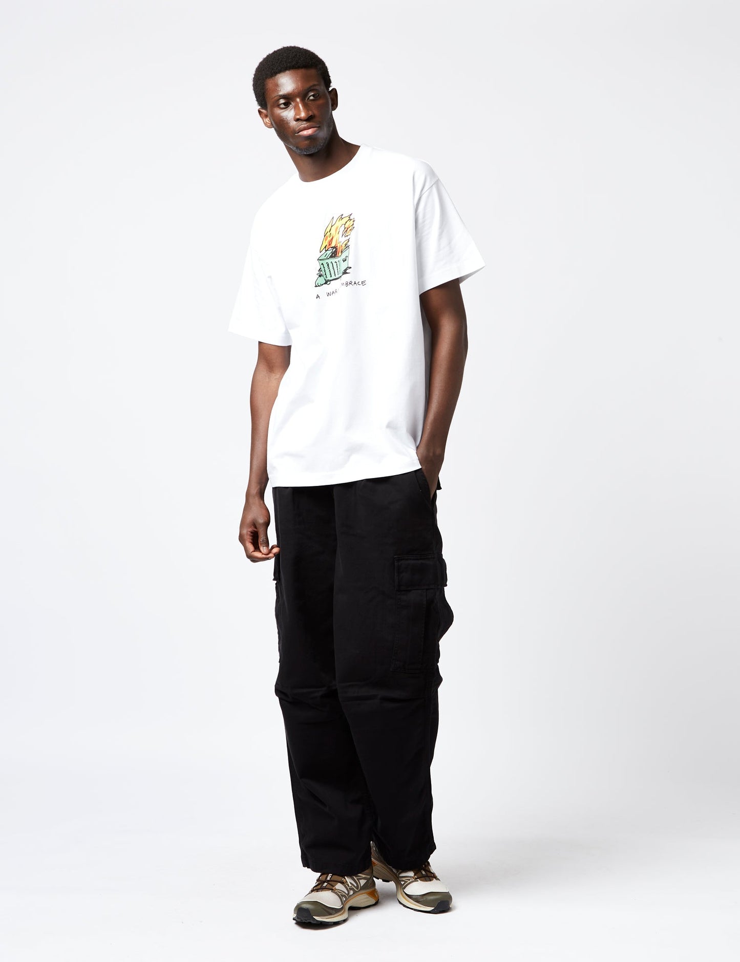 T-Shirt „Warm Embrace“ (Bio) – Weiß